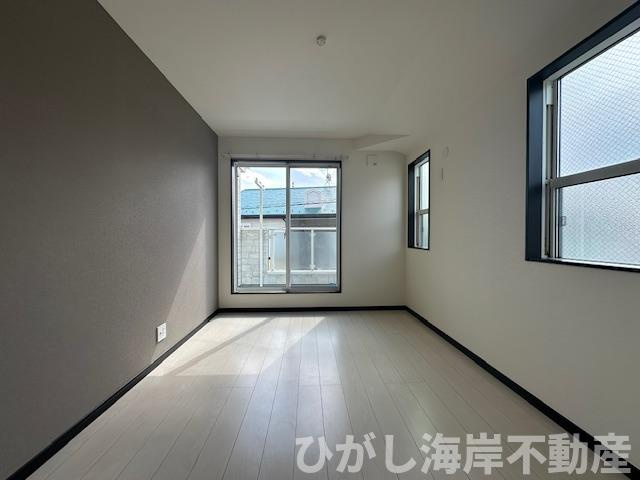 平塚市田村5丁目　中古戸建の洋室|新規リフォーム完了！　6帖　洋室