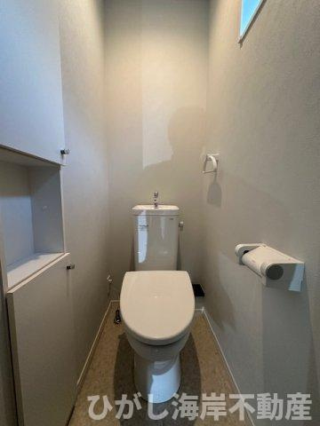 平塚市田村5丁目　中古戸建のトイレ|新規リフォーム完了！　洗浄機能付きお手洗い