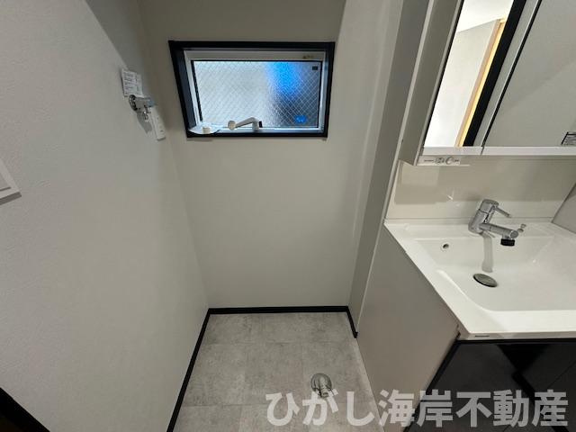 平塚市田村5丁目　中古戸建のランドリースペース|新規リフォーム完了！　洗濯機置場