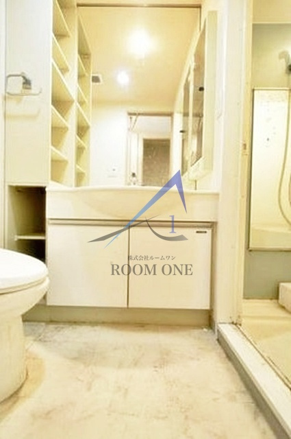 レックス海岸通りレジデンスの洗面所|洗面台です。