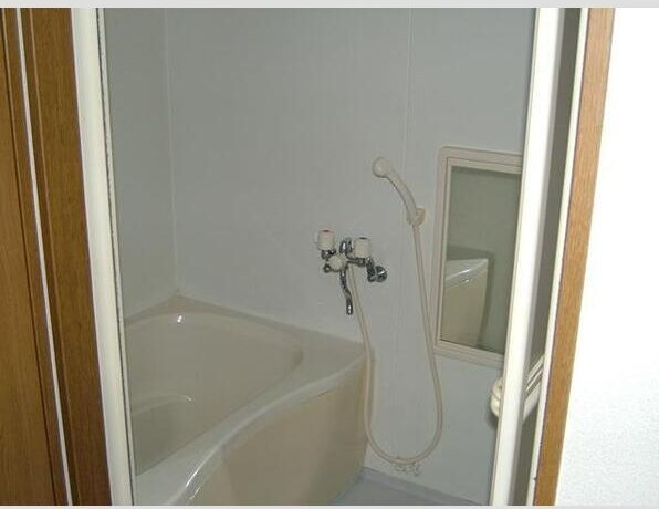 シャトル　ピーチの浴室