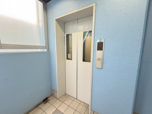 クリエール三津屋の外観
