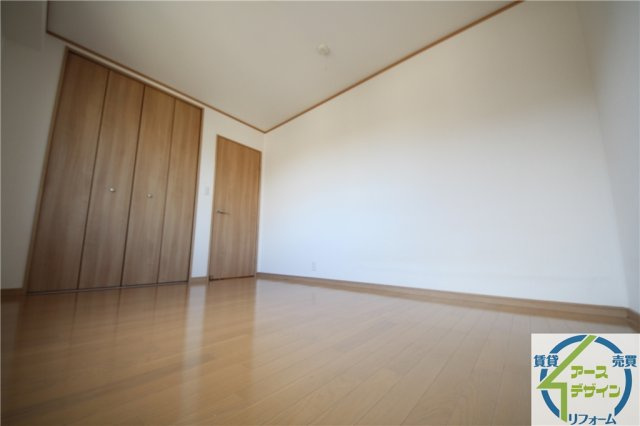 サンゴールドの洋室