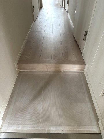 マンションアクロス西巣鴨のエントランス