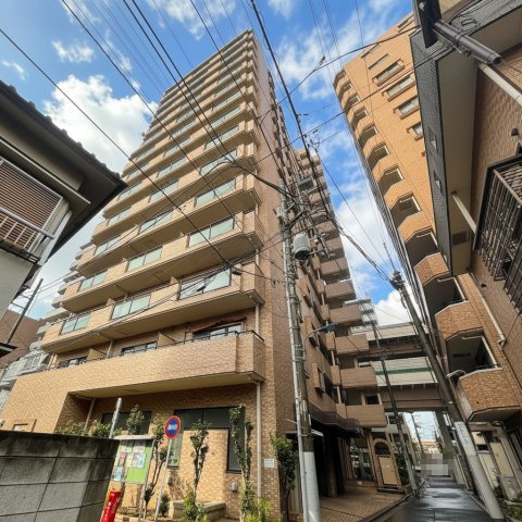 マンションアクロス西巣鴨の外観