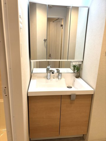 マンションアクロス西巣鴨の外観