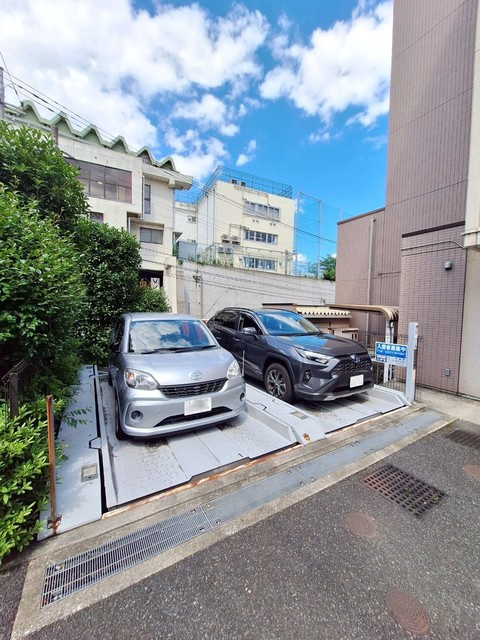 ベルメゾン大井の駐車場|★敷地内駐車場★
