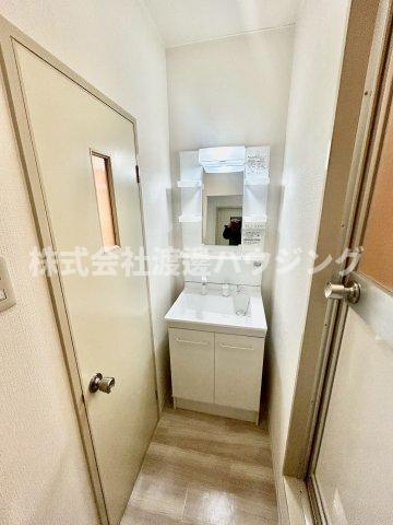 タウンハイツ西天下茶屋の洗面所