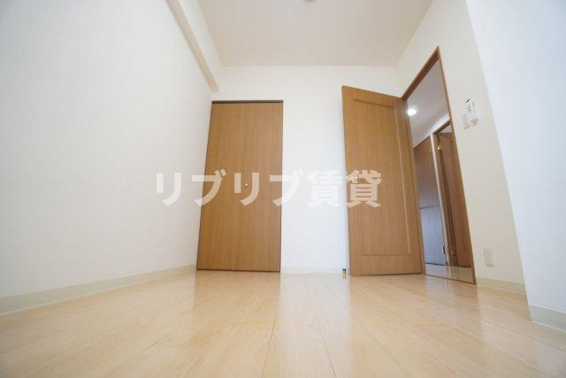 リーベスト西千葉の洋室