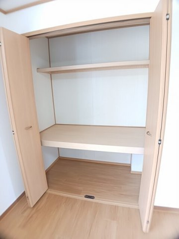 メゾン・ド・セリーヌ　Ⅳの収納