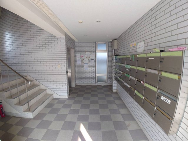 Rista Kushibe（リスタクシベ）のエントランス