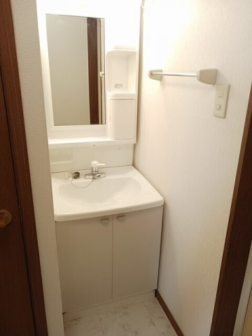 ジャン・セリューＢの洗面所