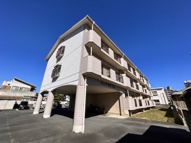 ピュアツネフジの外観