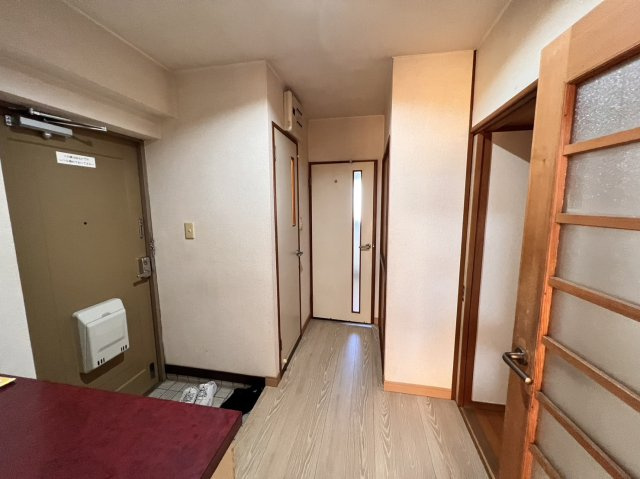 ピュアツネフジの玄関