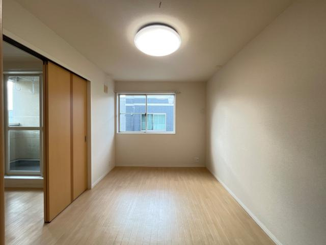 ハイツ江昭　Ｂ棟の内装|洋室