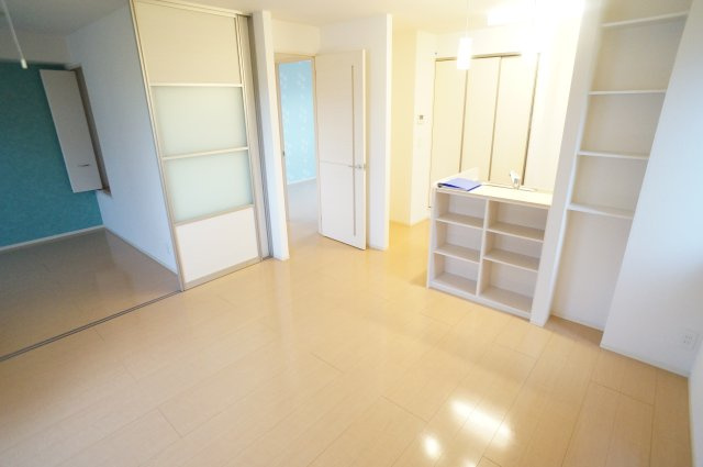 プラムコート大安寺　Ａ棟の居間・リビング