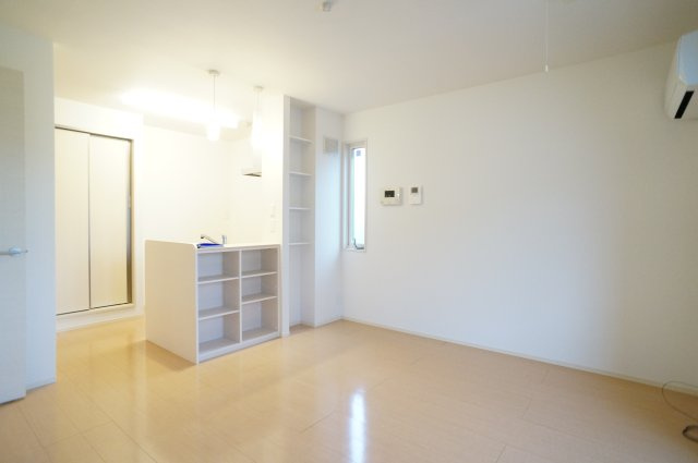 プラムコート大安寺　Ａ棟の居間・リビング