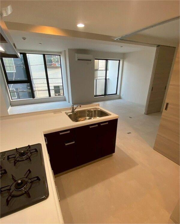 URNA SANDSの居間・リビング