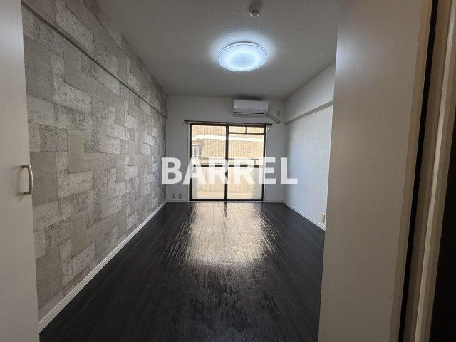 隆豊ハイツの寝室