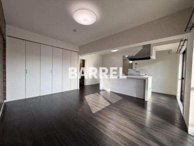 隆豊ハイツの内装