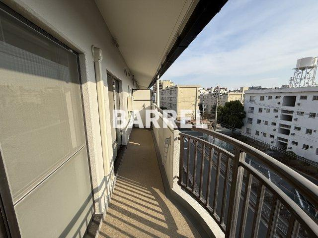 隆豊ハイツのバルコニー