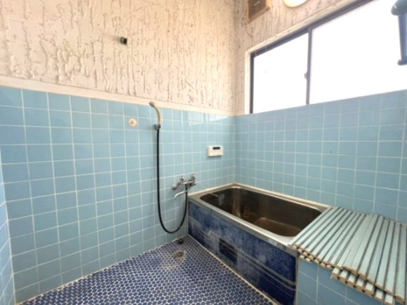 小山市大字羽川　中古注文住宅、小金井駅まで歩いて10分♪の浴室