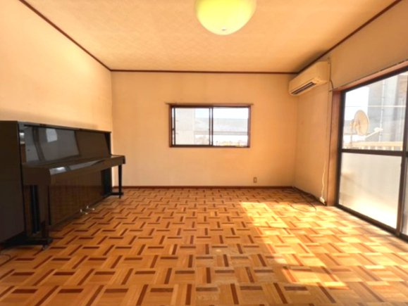 小山市大字羽田　中古注文住宅、小金井駅まで歩いて10分♪の洋室|2F洋室　きれいな洋室です