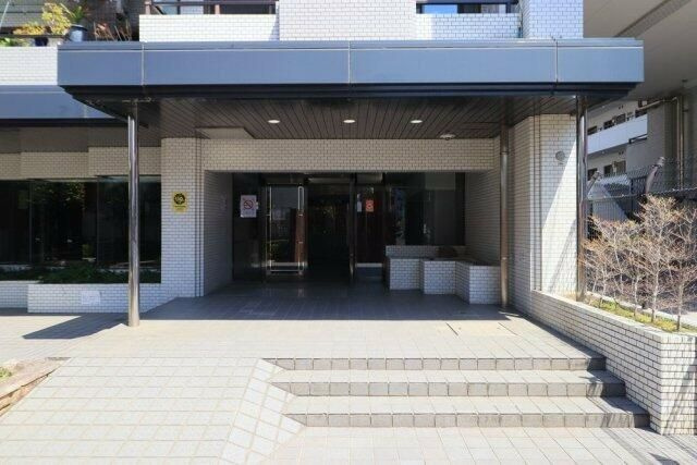 ワコーレ吉野町ガーデンのエントランス