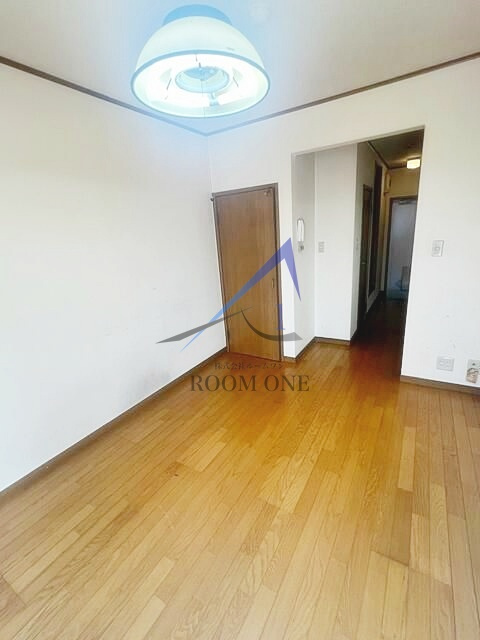 アネスタ新中野の居間・リビング|洋室のお部屋です。