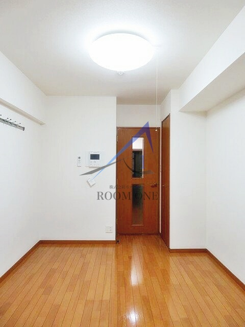 グランド・ガーラ芝公園の居間・リビング|洋室のお部屋です。