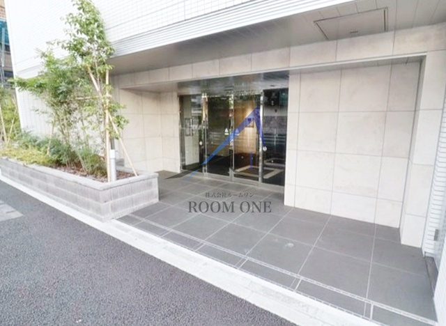 GENOVIA横浜鶴見市場skygardenのエントランス|エントランスです。