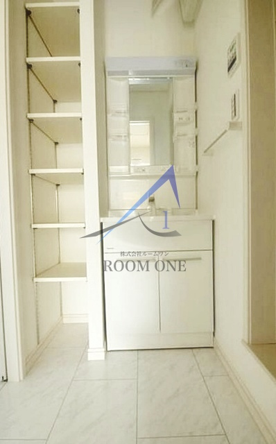 Ｃｏｌｌｉｎｅ　五反田の洗面所|洗面台です。