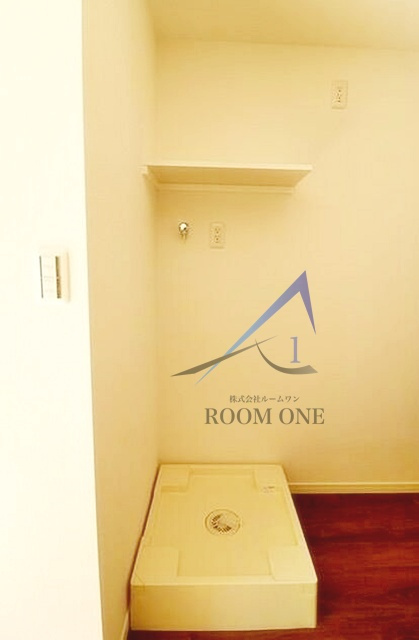 クレアール町屋の設備|洗濯機置き場です。