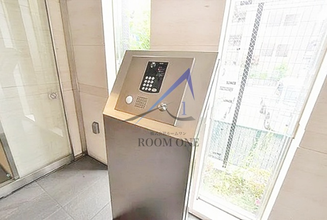 クリオ見沼代親水公園のセキュリティ|オートロックです。