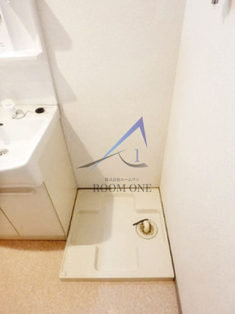 グランドエミネンス氷川台の設備|洗濯機置き場です。