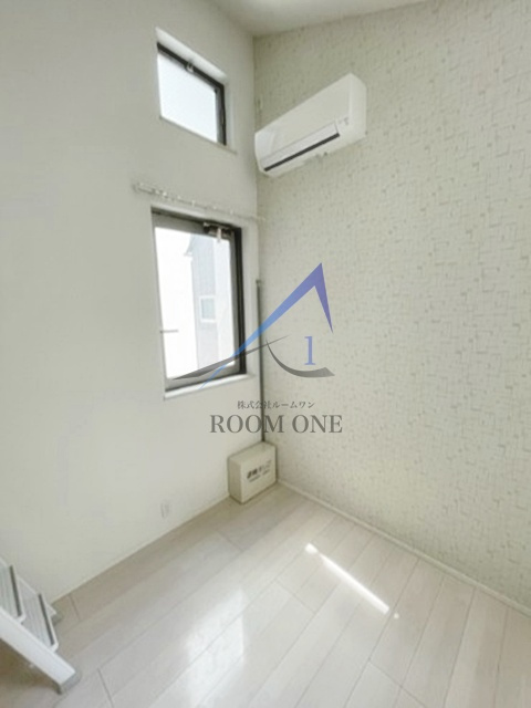 ネクステージ　鶯谷の居間・リビング|洋室のお部屋です。