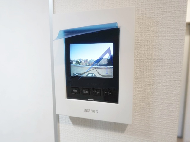 ヴィッラホーム八番館のセキュリティ|モニター付きインターホンです。
