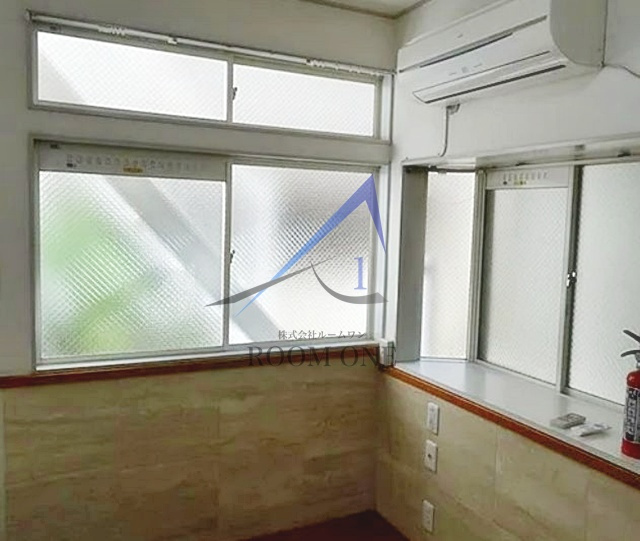 ホワイトハウスの居間・リビング|洋室のお部屋です。