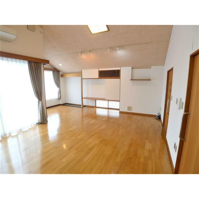 ミレ栄町の寝室