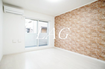 【居間・リビング】 | ラ・シャンス | 洋室のお部屋です。