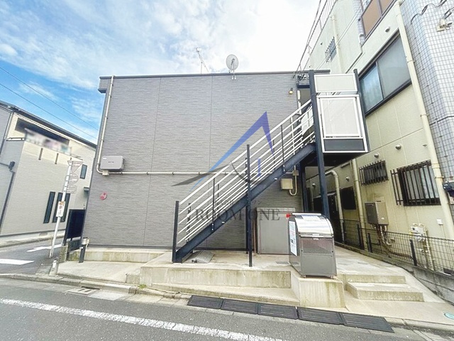 レオパレス西尾久