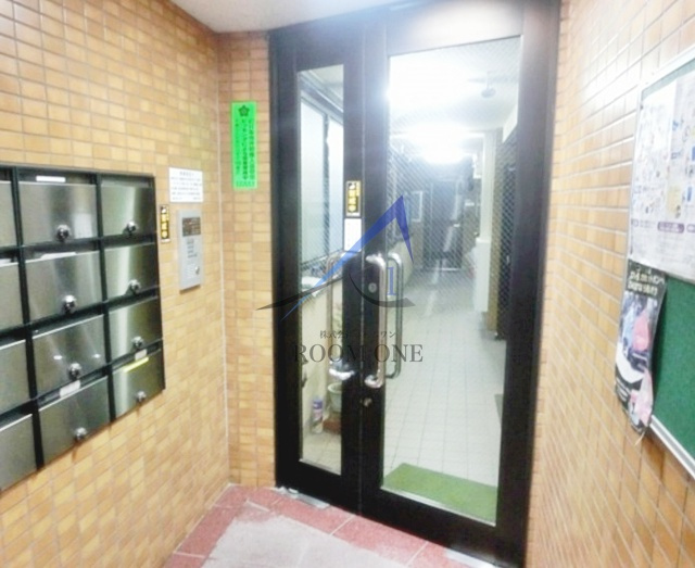 ドミール板橋本町のエントランス|エントランスです。