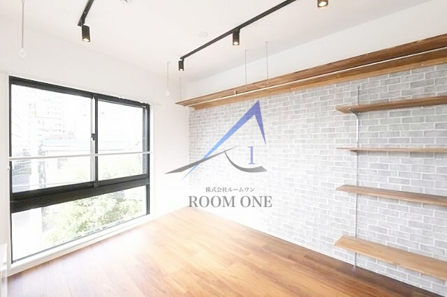 スプリングバンクの居間・リビング|洋室のお部屋です。