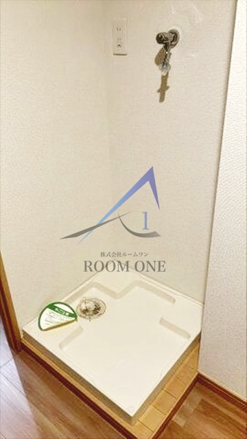 ソル・レヴェンテ浅草橋の設備|洗濯機置き場です。