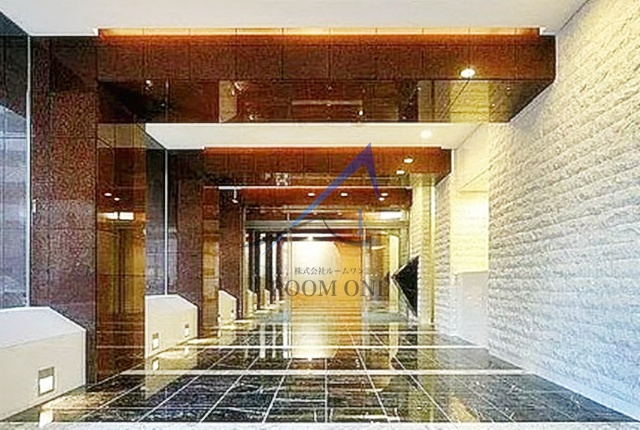 ガラ・ステーション岩本町Northのエントランス|エントランスです。