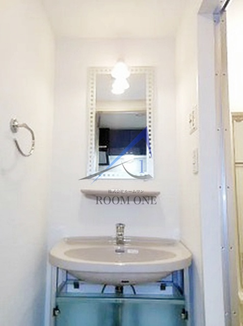 ガラ・ステーション岩本町Northの洗面所|洗面台です。