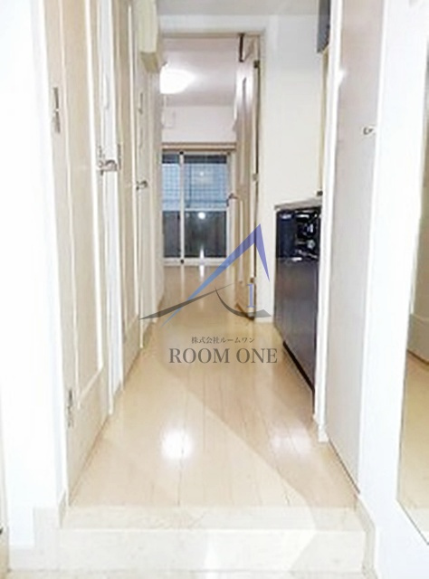 ガラ・ステーション岩本町Northの玄関|玄関です。