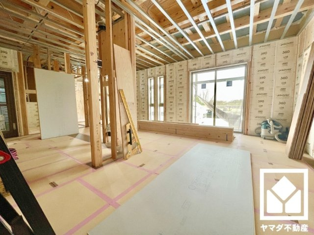 大津市堅田１丁目　3期　4号棟の居間・リビング|3月5日　現地写真更新