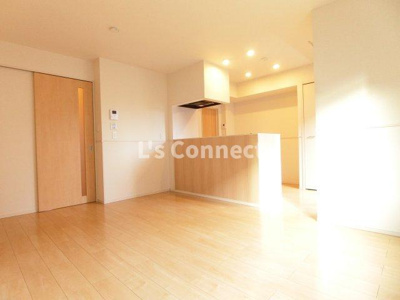 【内装】 | スウィートインプレス・エム | １２帖のＬＤＫ。