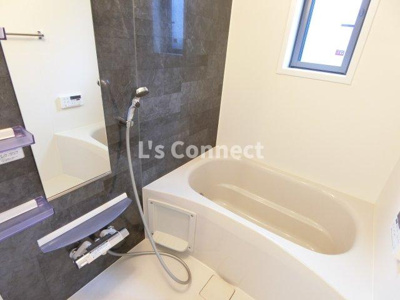 【浴室】 | サニーレジデンス・ケイ | 追焚き、浴室乾燥付きのお風呂。